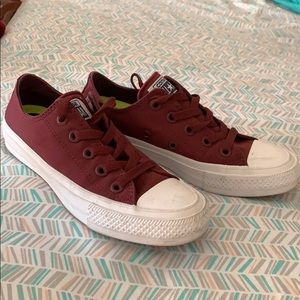 Maroon Converse 2 low